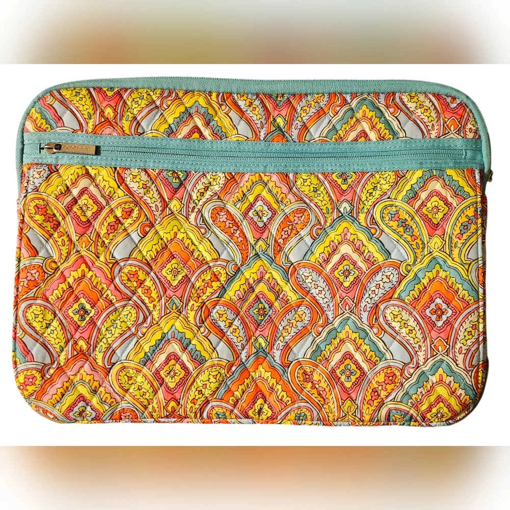 Studio C Zippered Laptop Sleeve Quilted Paisley Design 16x11.5